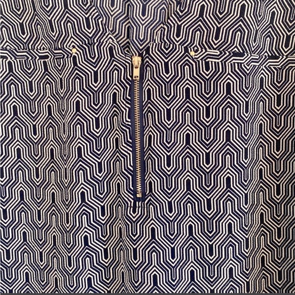 Woman’s 2X sleeveless Blouse! - Picture 3 of 6